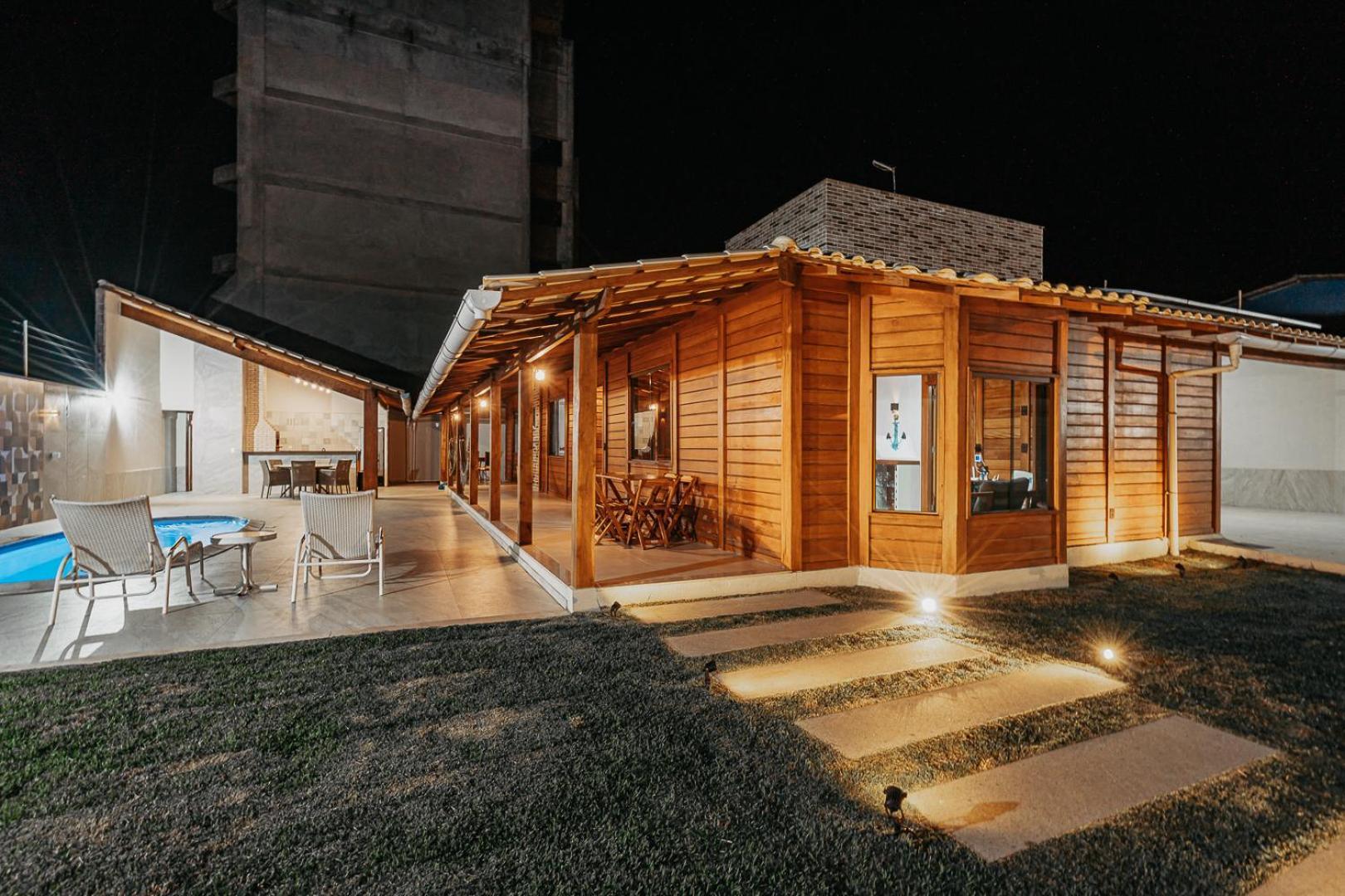 Casadecastelhanos, Quadra Do Mar De Castelhanos, 4 Suites Com Ar, Churrasqueira, Piscina, Hidromassagem, Cozinha Integrada Gourmet Ideal Para Familia E Amigos Anchieta  Kültér fotó