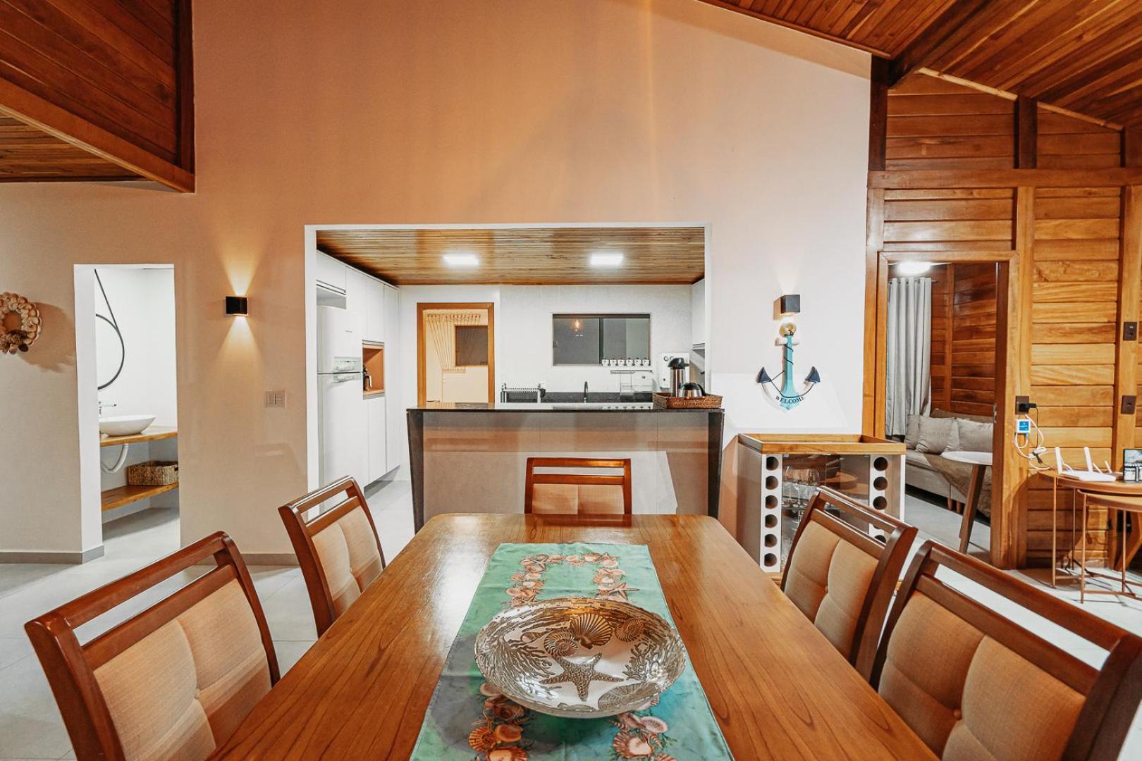 Casadecastelhanos, Quadra Do Mar De Castelhanos, 4 Suites Com Ar, Churrasqueira, Piscina, Hidromassagem, Cozinha Integrada Gourmet Ideal Para Familia E Amigos Anchieta  Kültér fotó